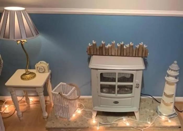 Lovely 5 Person Chalet in St Margaret's at Cliffe