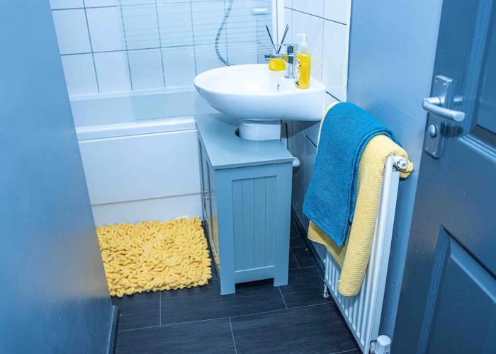 Dudley 3bedroom Home-perfect for Long & Short Stay