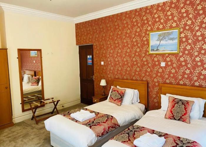 Farnley Tower Guesthouse