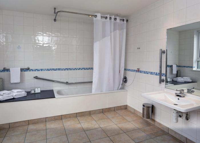 Holiday Inn Southampton-Eastleigh M3, jct13 by IHG