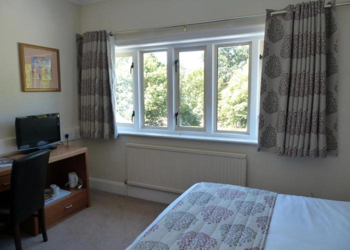 Farnham House Hotel