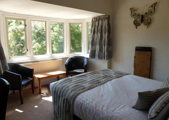 Farnham House Hotel