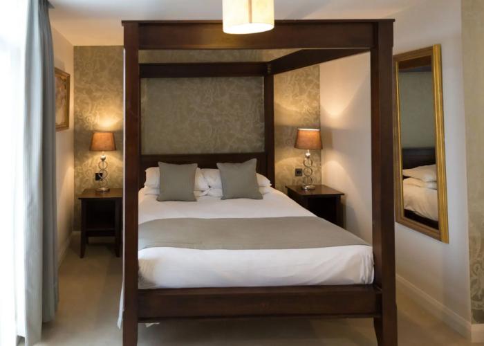 The Hog's Back Hotel & Spa Farnham