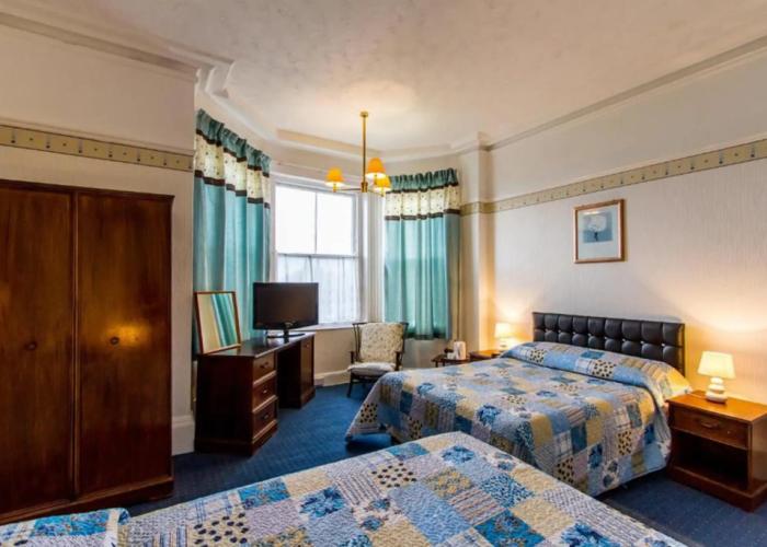 The Carlton Hotel