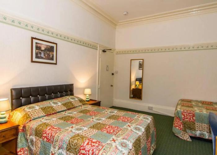 The Carlton Hotel