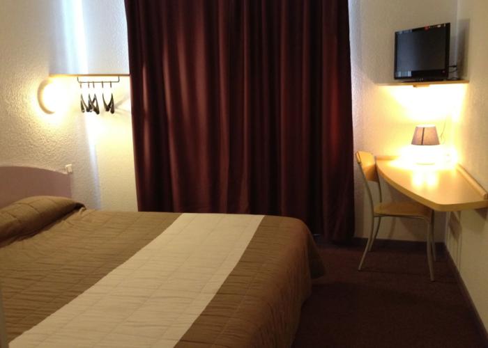 The Carlton Hotel