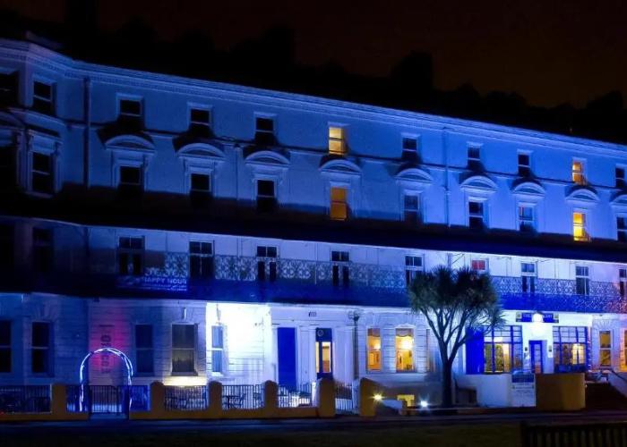 OYO The Southcliff Hotel