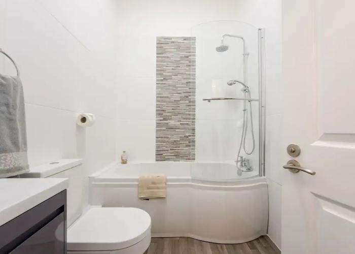 Apartment in Folkestone Near Sandgate Beach