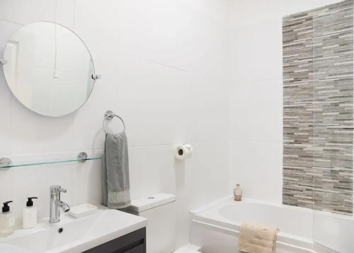 Apartment in Folkestone Near Sandgate Beach