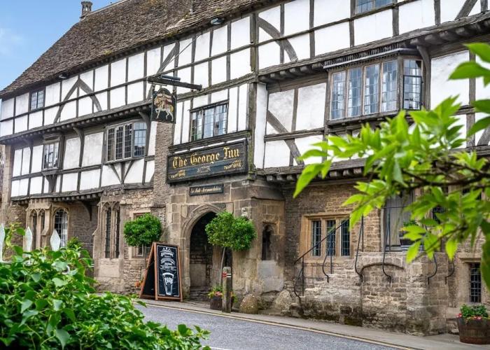 The George Inn & The Plaine