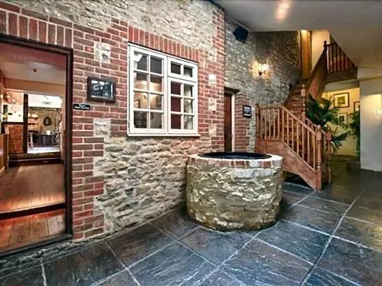 The Cross Keys