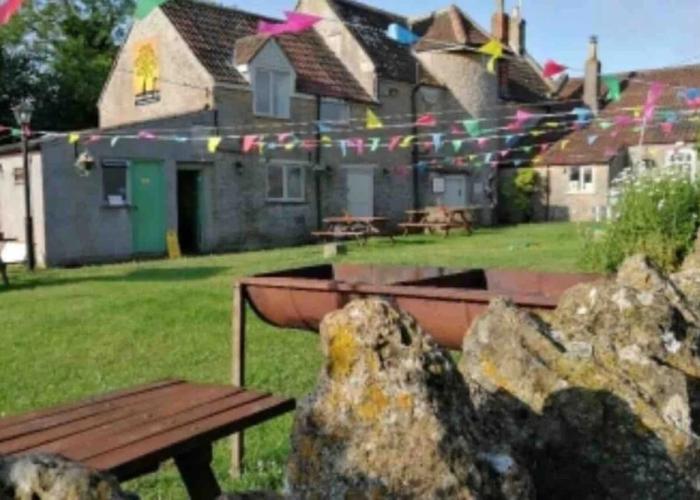 Tuckers Grave Inn Nr Bath Longleat Cheddar Bristol