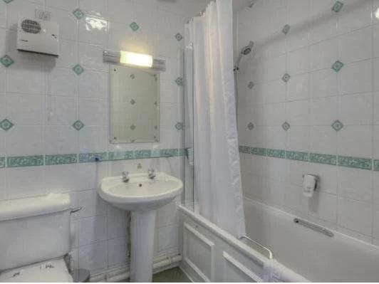 Ravensworth Arms Hotel