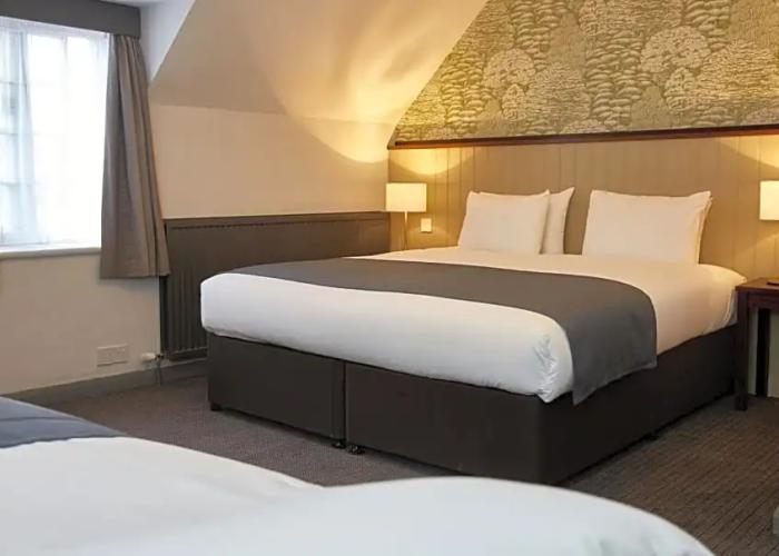 Ravensworth Arms Hotel