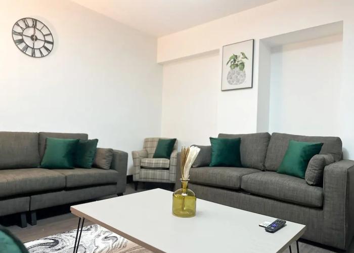 Mulberry Aparthotel