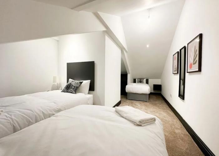 Mulberry Aparthotel
