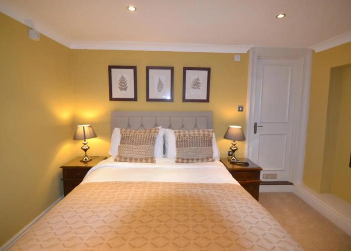 Angel & Royal Hotel