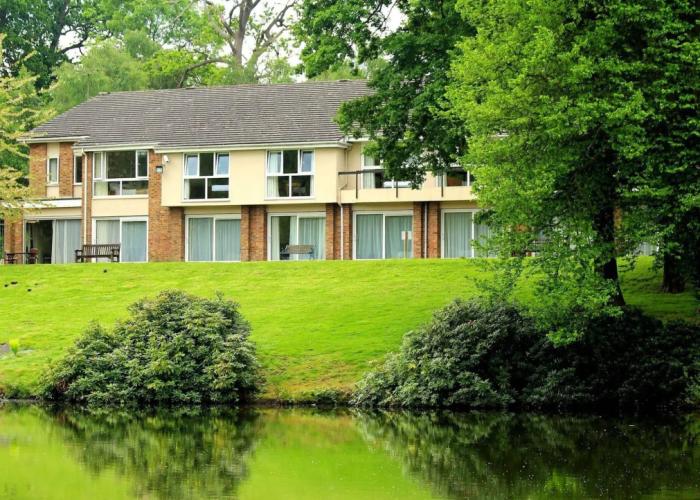 The Inn on the Lake Hotel