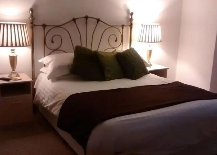 Jessamine House Hotel