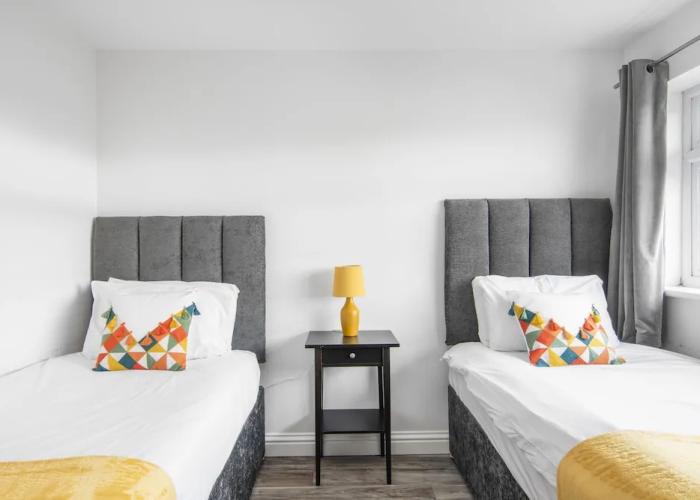 Beautiful Gravesend 3 Beds by Jada Homes