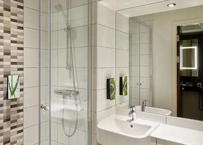 Premier Inn Guildford North - A3