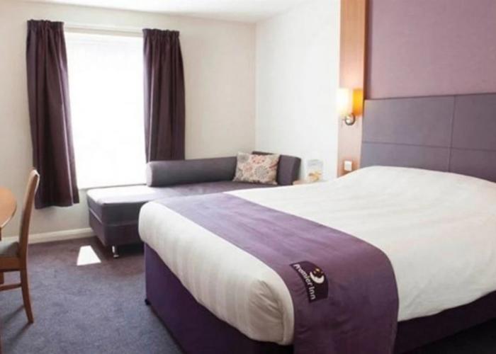 Premier Inn Guildford North - A3