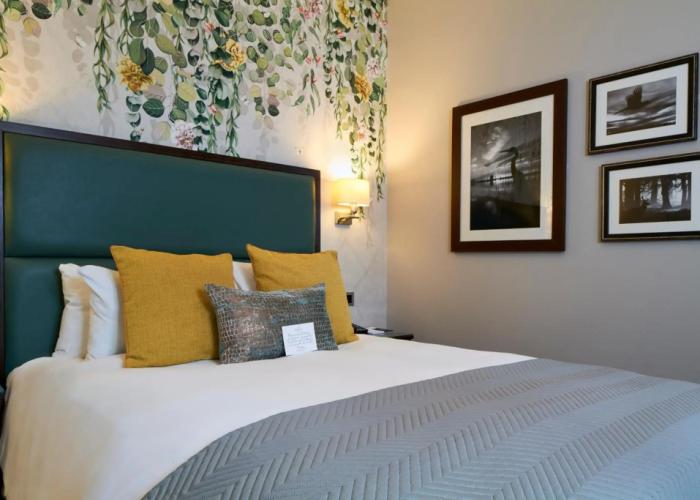 Mandolay Hotel Guildford