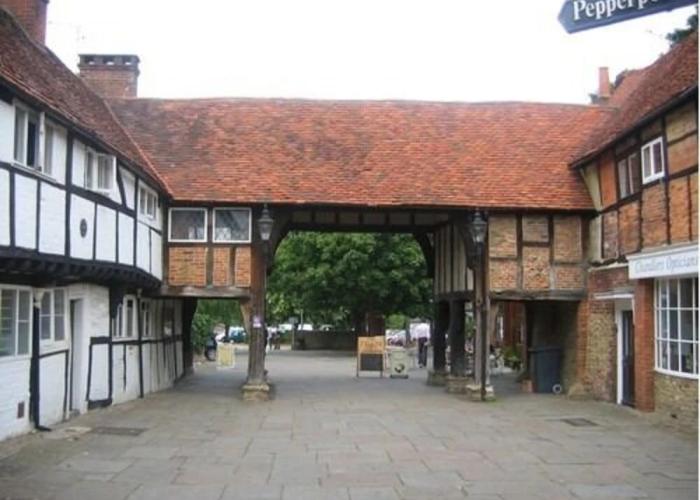 The Squirrel Inn
