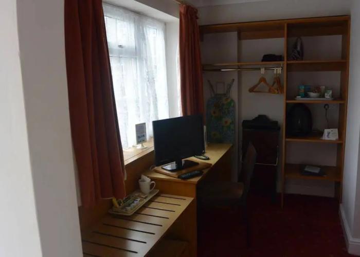 Roydon Marina Village Hotel