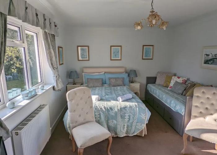 Summerfields House