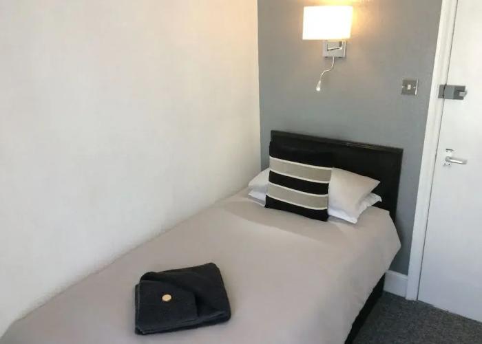 Apollo Guest House
