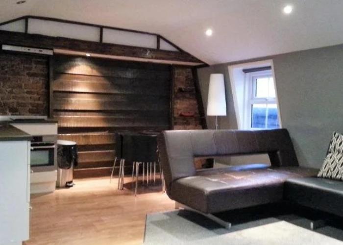 Town House Rooms