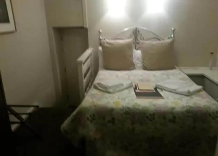 Anchor Hotel