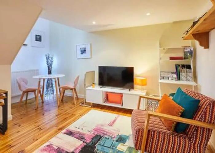 Host Stay Millers Coach House