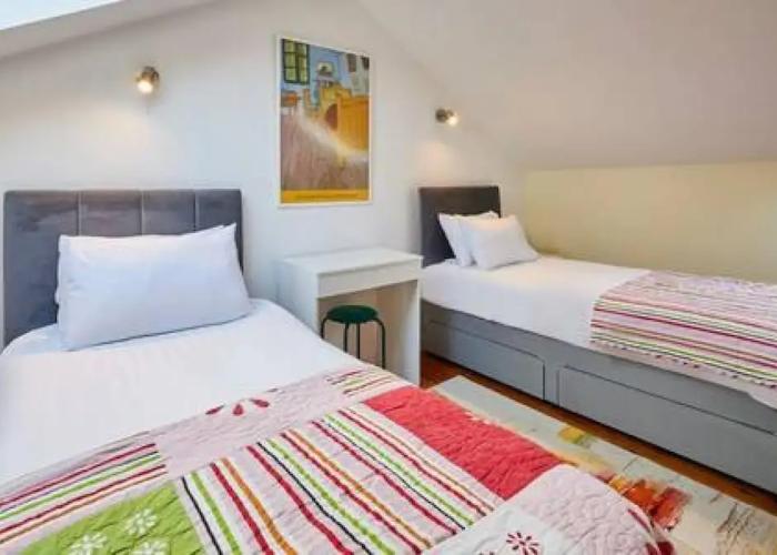 Host Stay Millers Coach House