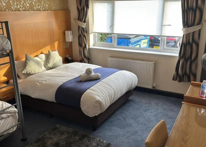 Acorn Lodge Gatwick