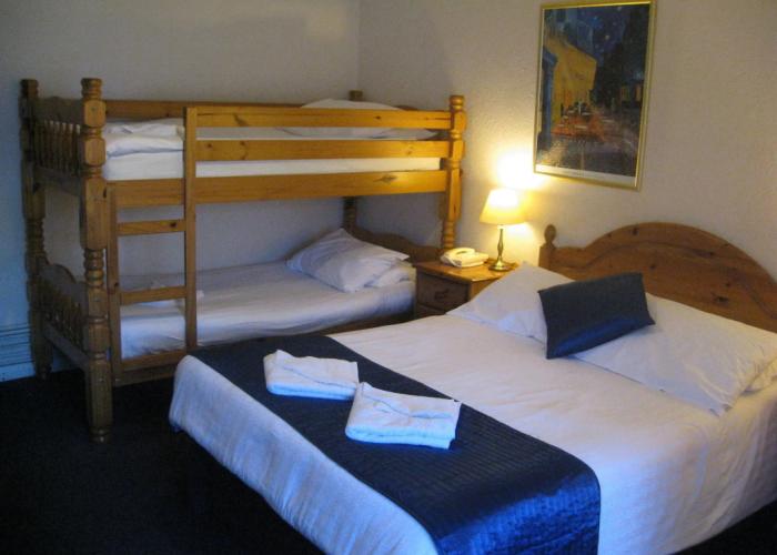 The Corner House Hotel Gatwick