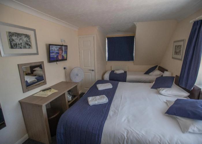The Corner House Hotel Gatwick