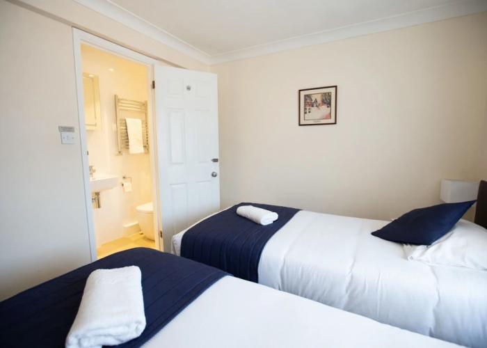 The Corner House Hotel Gatwick
