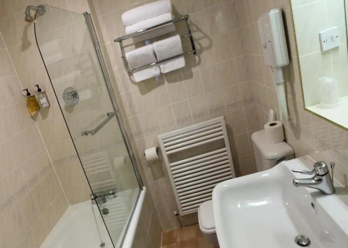 Gatwick Cambridge Hotel