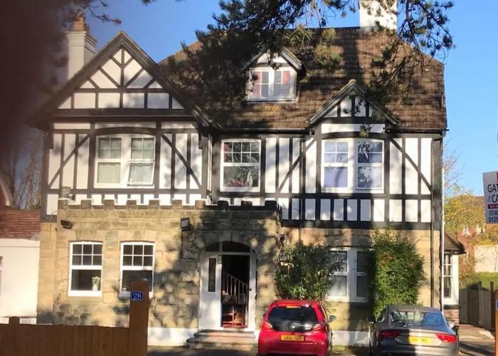 Gatwick Castle B&B
