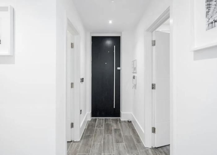 Roomspace Apartments -The Legacy
