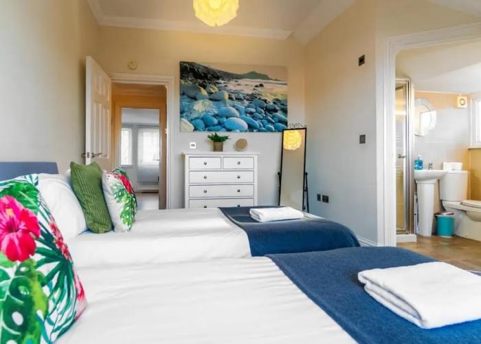 Brunswick Fab Pad - 2 Bedroom 2 Bathroom Garden View Balcony