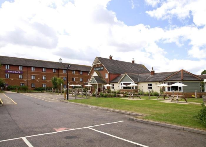 Premier Inn Huntingdon - A1/A14