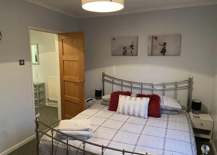 Lovely 1 Bedroom Ground Floor Apartment max 4 per