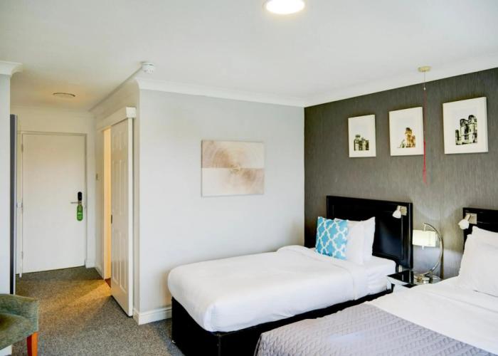 Warwickshire Park Hotel Kenilworth by Belvilla