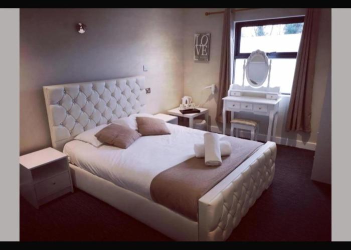 The R Inn Hotel