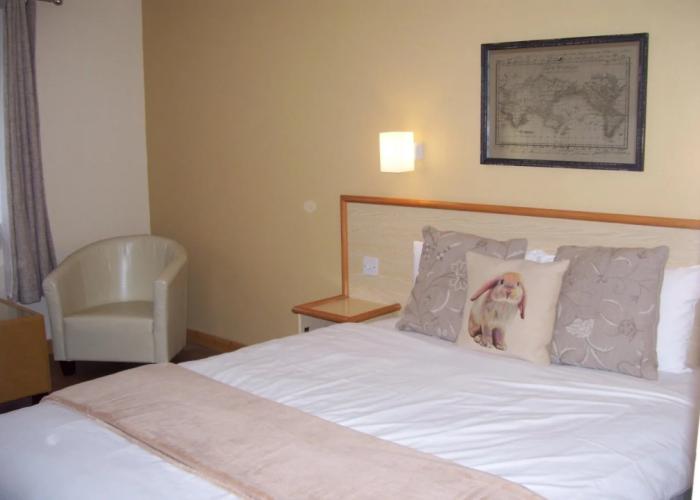 Travel Plaza Hotel