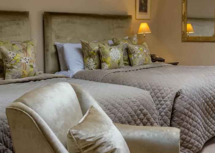 Rushton Hall Hotel & SPA
