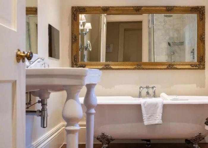 Rushton Hall Hotel & SPA